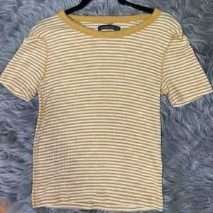 ABERCROMBIE & FITCH yellow & white striped top